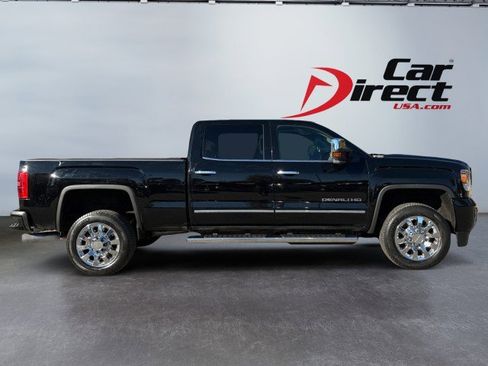 Used 2016 GMC Sierra 2500 Denali w/ Duramax Plus Package image 5