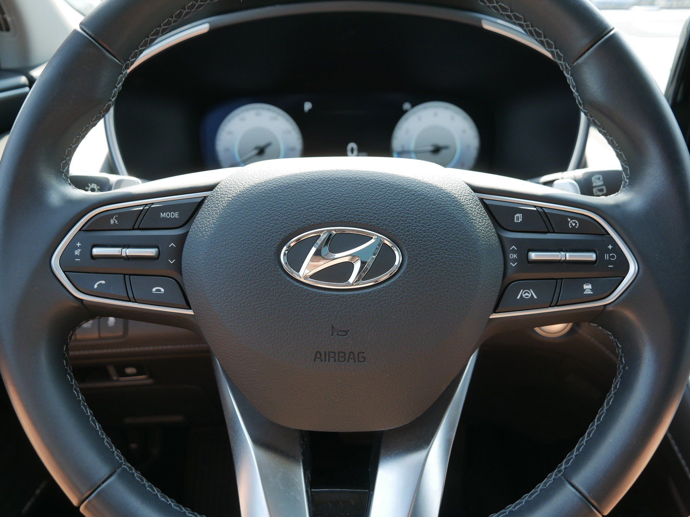 Certified 2023 Hyundai Santa Fe SEL w/ Premium Package AWD/4WD image 25