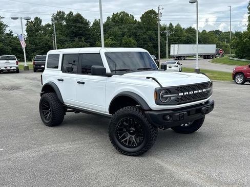 Used 2025 Ford Bronco Badlands AWD/4WD image 2
