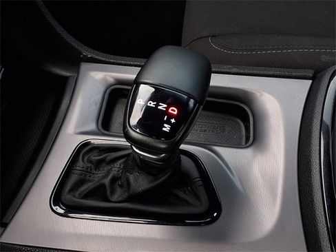 Used 2023 Dodge Charger R/T w/ Blacktop Package image 18