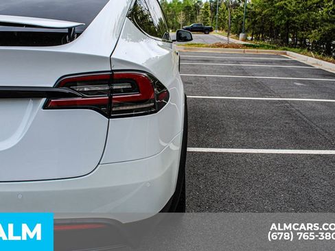 Used 2023 Tesla Model X AWD/4WD image 10