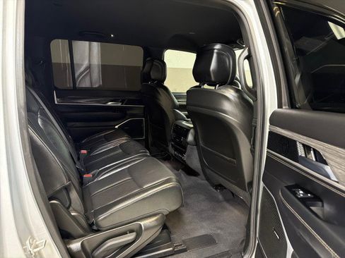 Used 2022 Jeep Wagoneer Series II image 43