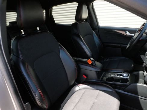 Certified 2024 Ford Escape ST-Line FWD image 21