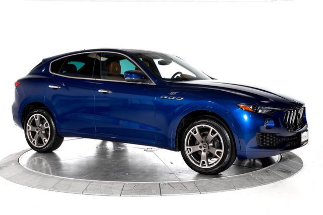 Used 2023 Maserati Levante GT AWD/4WD image 8