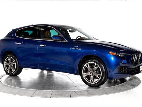 Used 2023 Maserati Levante GT AWD/4WD image 8