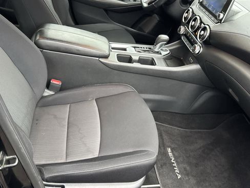 Used 2022 Nissan Sentra SV image 16