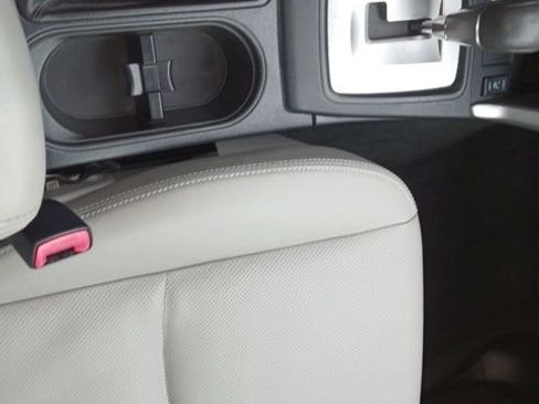 Used 2016 Subaru Forester 2.5i Limited image 33