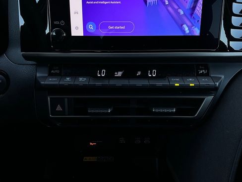 Used 2025 Toyota Camry LE image 26