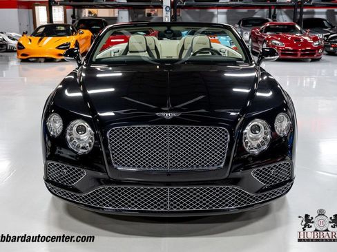 Used 2018 Bentley Continental GT image 3