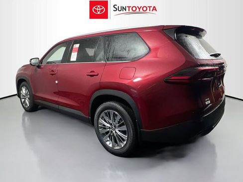 New 2026 Toyota Grand Highlander Platinum image 5