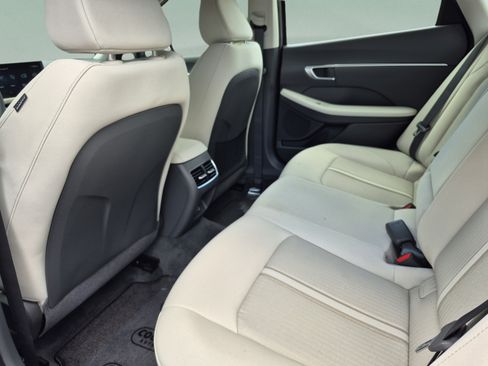New 2026 Hyundai Sonata SEL FWD image 15