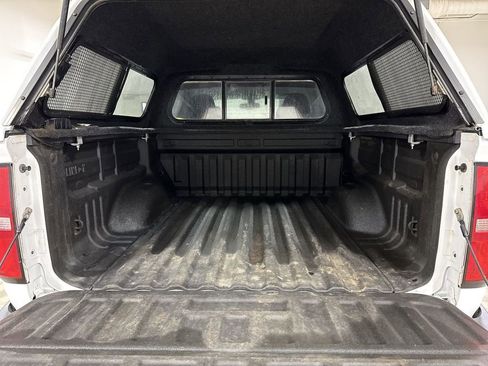 Used 2015 Chevrolet Colorado Z71 image 24