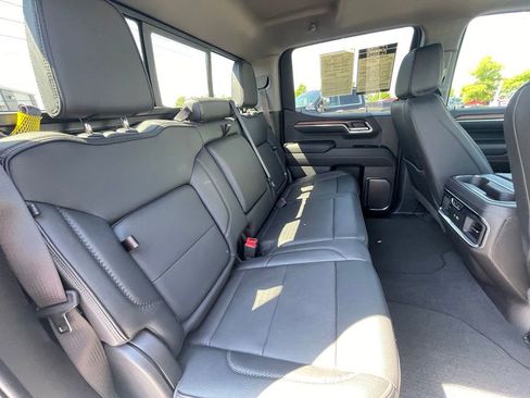 Used 2024 GMC Sierra 1500 Denali w/ Denali Reserve Package AWD/4WD image 23