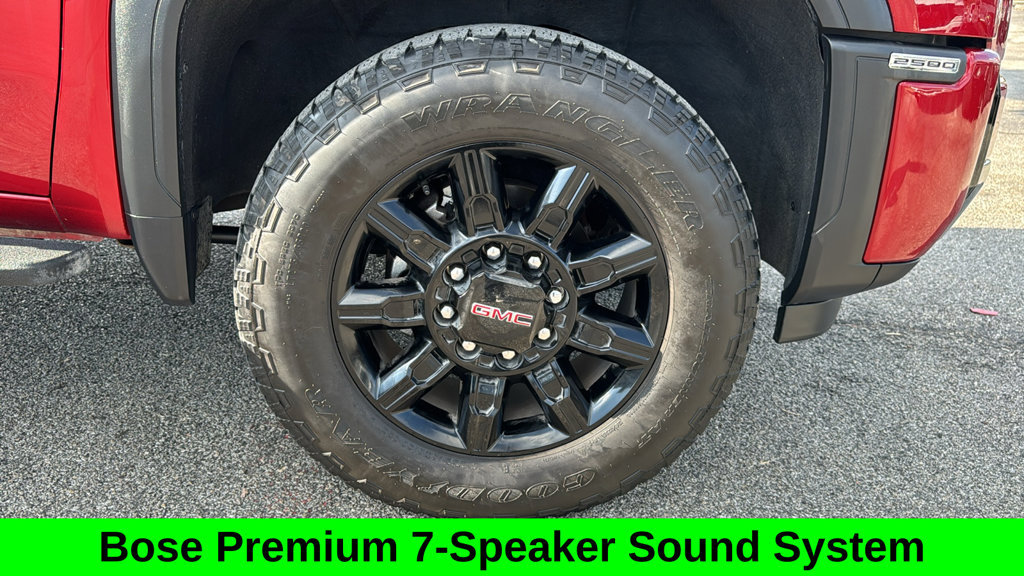 Used 2025 GMC Sierra 2500 AT4 w/ AT4 Premium Plus Package AWD/4WD image 9