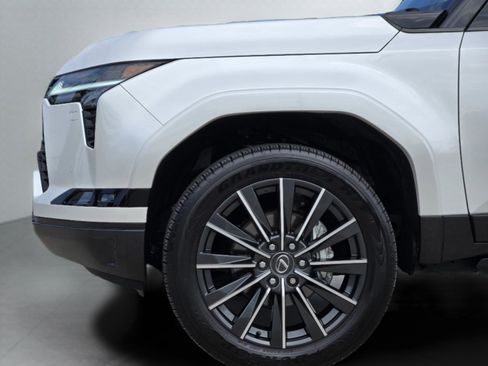 Certified 2025 Lexus GX 550 AWD/4WD image 38