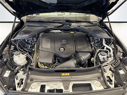 Certified 2025 Mercedes-Benz E 350 4MATIC Sedan image 32