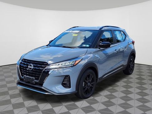 Certified 2023 Nissan Kicks SR FWD image 2