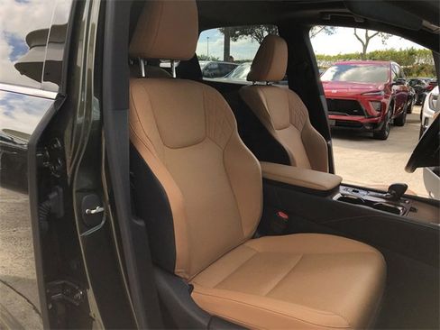 Used 2024 Lexus RX 350 Premium image 31