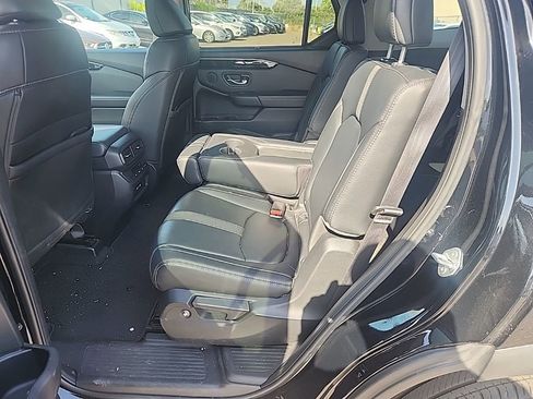 Used 2023 Honda Pilot Touring image 24