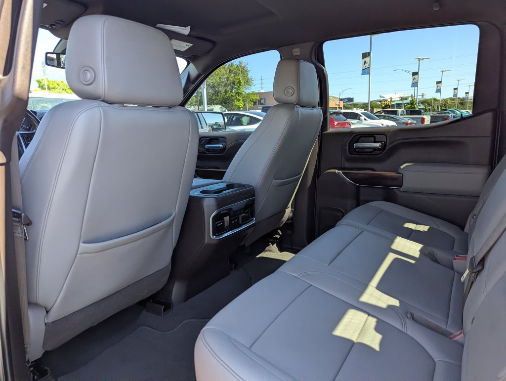 Used 2022 GMC Sierra 1500 SLT w/ SLT Premium Plus Package AWD/4WD image 38