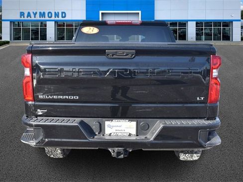 Used 2023 Chevrolet Silverado 1500 LT Trail Boss image 4