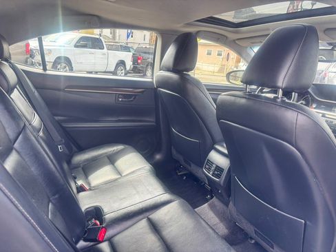 Used 2015 Lexus ES 350 w/ Luxury Package FWD image 39