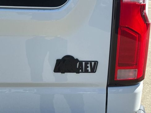 New 2025 Chevrolet Silverado 2500 ZR2 w/ ZR2 Bison Edition image 32