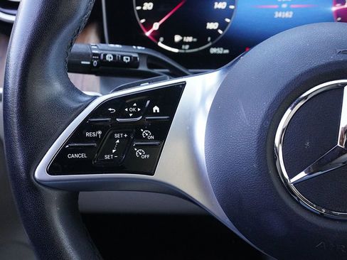 Used 2023 Mercedes-Benz GLC 300 4MATIC image 51