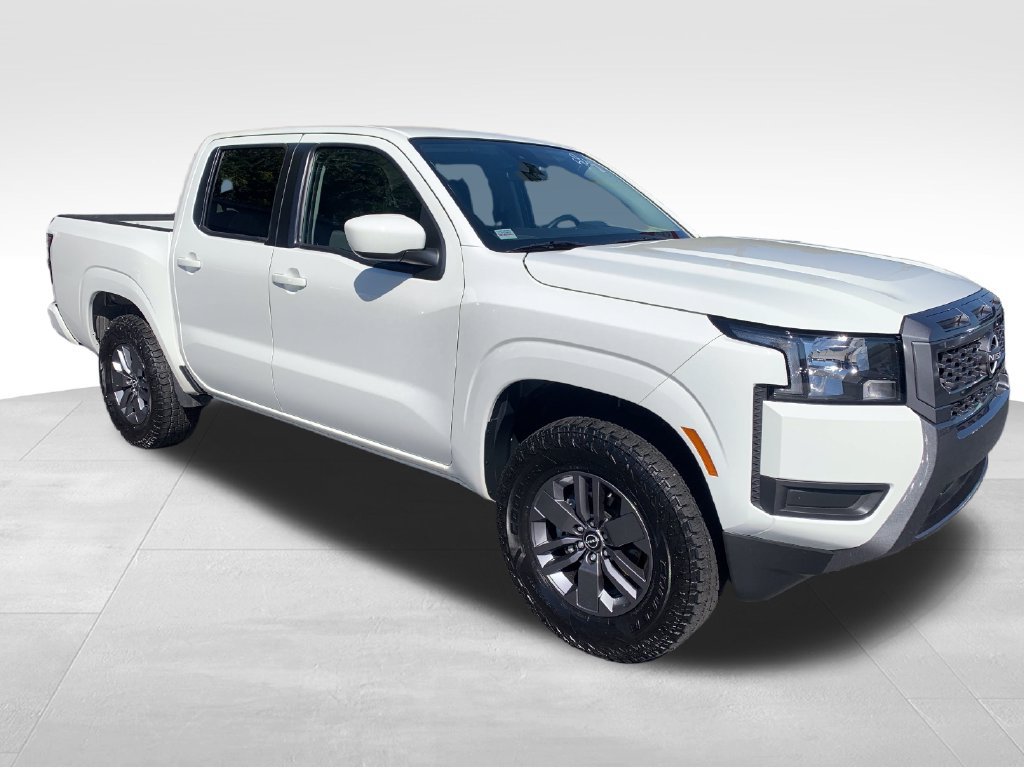 Used 2025 Nissan Frontier SV AWD/4WD image 8