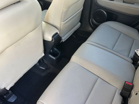 Used 2021 Honda HR-V EX-L image 26