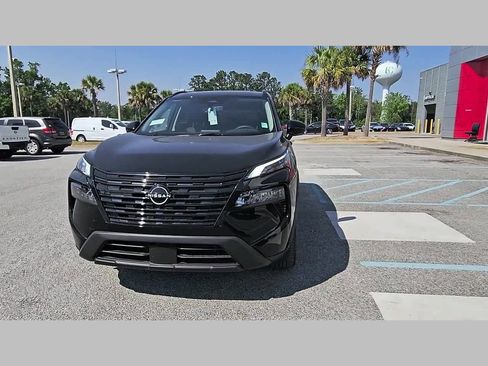 New 2026 Nissan Rogue Dark Armor FWD image 18