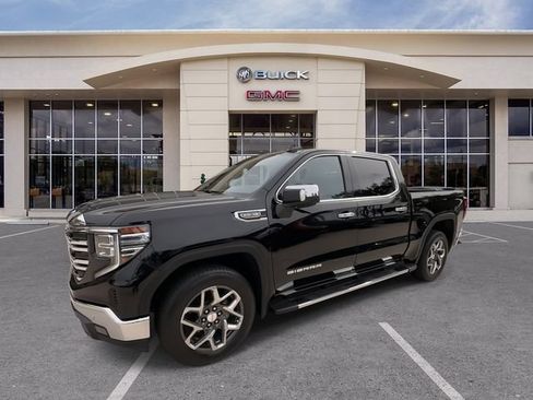 Certified 2024 GMC Sierra 1500 SLT w/ SLT Premium Plus Package RWD image 6