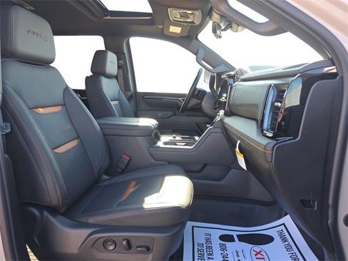 New 2026 GMC Sierra 2500 AT4 w/ AT4 Premium Plus Package image 17
