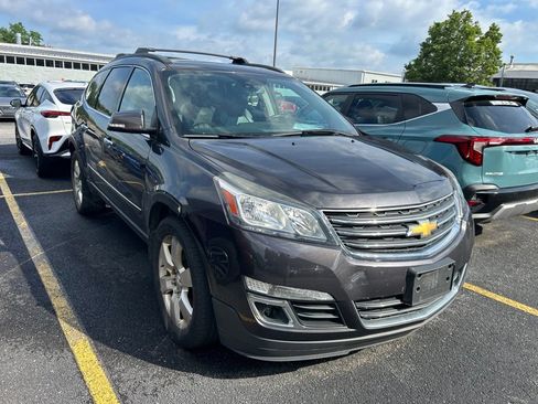 Used 2015 Chevrolet Traverse LTZ AWD/4WD image 6