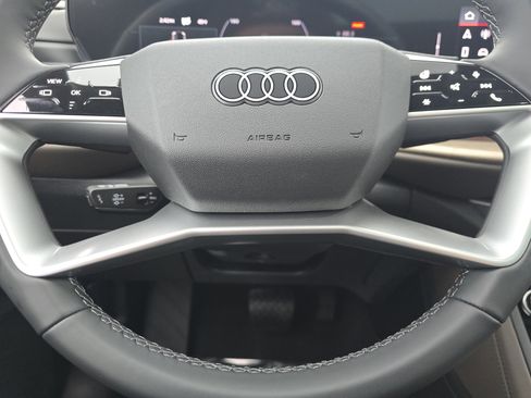 New 2025 Audi Q5 Premium image 22