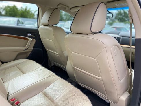 Used 2010 Lincoln MKZ FWD image 23