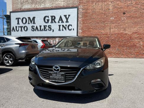 Used 2016 MAZDA MAZDA3 i Sport w/ Preferred Equipment Package FWD image 1