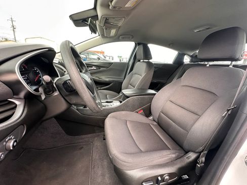 Used 2023 Chevrolet Malibu LT image 11