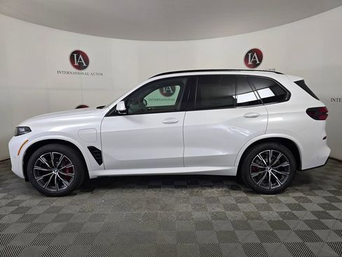 New 2026 BMW X5 xDrive50e w/ M Sport Package image 6