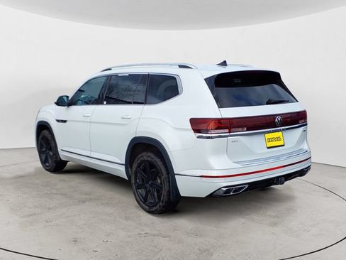 Used 2024 Volkswagen Atlas SEL Premium R-Line AWD/4WD image 3