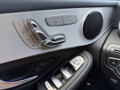 Certified 2022 Mercedes-Benz GLC 300 image 28