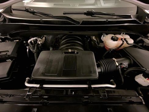 Used 2025 GMC Yukon Denali Ultimate w/ LPO, Floor Liner Package AWD/4WD image 10