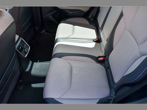 Used 2023 Subaru Forester Limited AWD/4WD image 16
