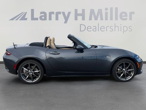 Used 2016 MAZDA MX-5 Miata Grand Touring image 6