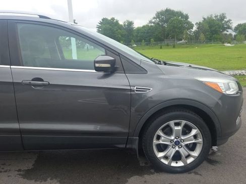 Used 2016 Ford Escape Titanium FWD image 4