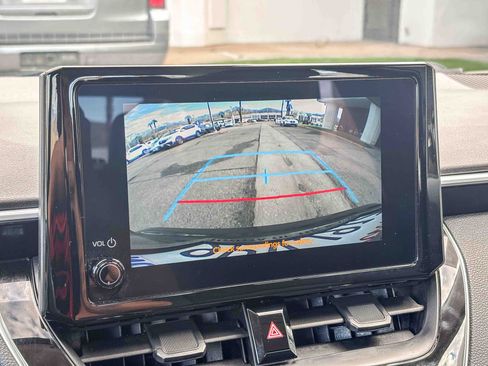 Certified 2025 Toyota Corolla LE image 26