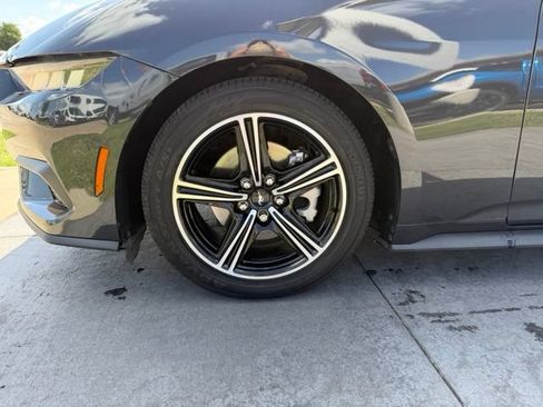 Used 2024 Ford Mustang Coupe RWD image 4