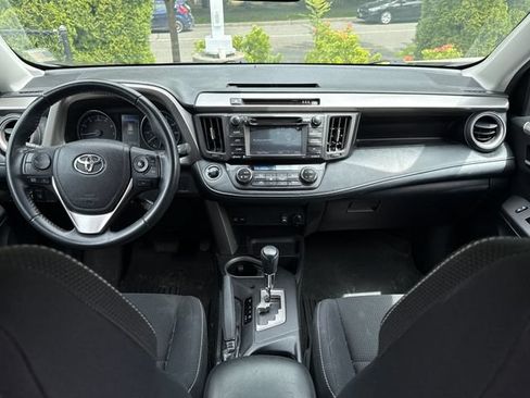 Used 2018 Toyota RAV4 XLE w/ Plus Extra Value Package AWD/4WD image 7