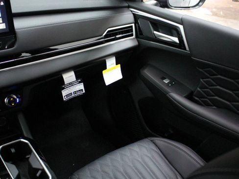 New 2026 Mitsubishi Outlander SEL image 22