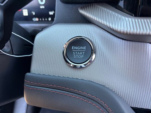 New 2026 Ford Explorer Active image 28